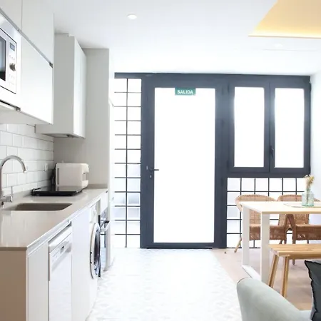 Гостевой дом Florit Flats - The Maritim Serreria Suites Валенсия