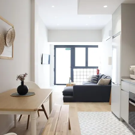 Florit Flats - The Maritim Serreria Suites Гостевой дом