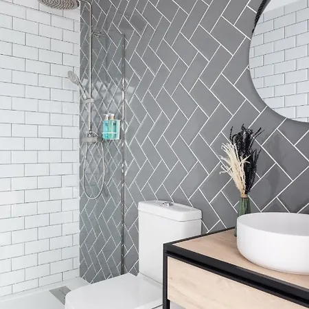 Florit Flats - The Maritim Serreria Suites 4* Валенсия