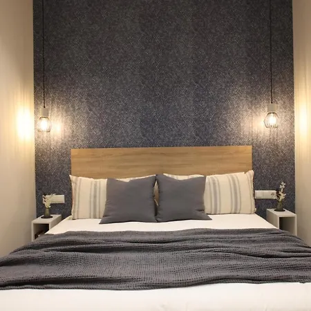 Гостевой дом Florit Flats - The Maritim Serreria Suites 4*