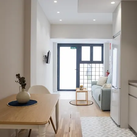 Florit Flats - The Maritim Serreria Suites 4* Валенсия