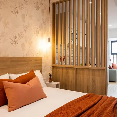 Florit Flats - The Maritim Serreria Suites Гостевой дом 4*